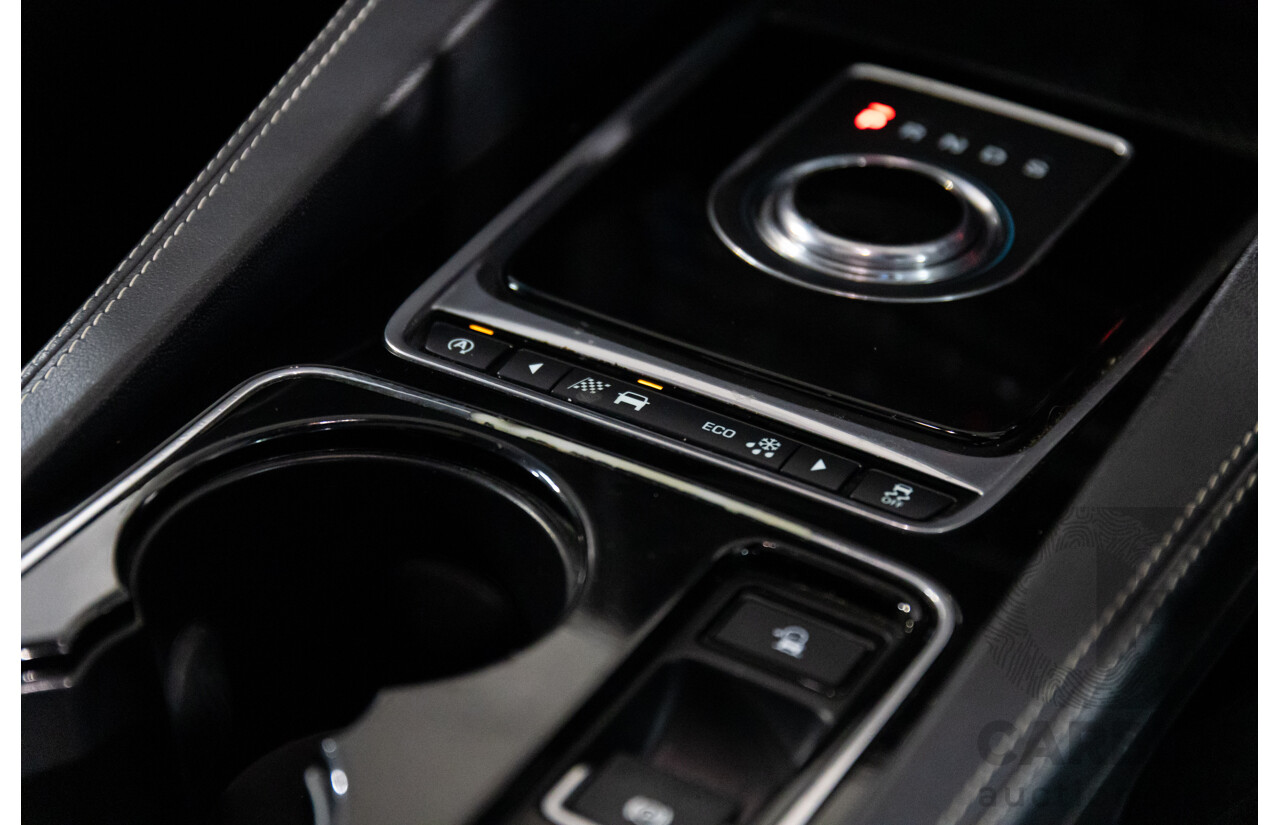 7/2016 Jaguar F-Pace 35t R-Sport (AWD) 4D Wagon Ammonite Grey Metallic Supercharged V6 3.0L