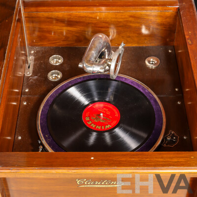 Vintage Claritone Gramophone in Cabinet