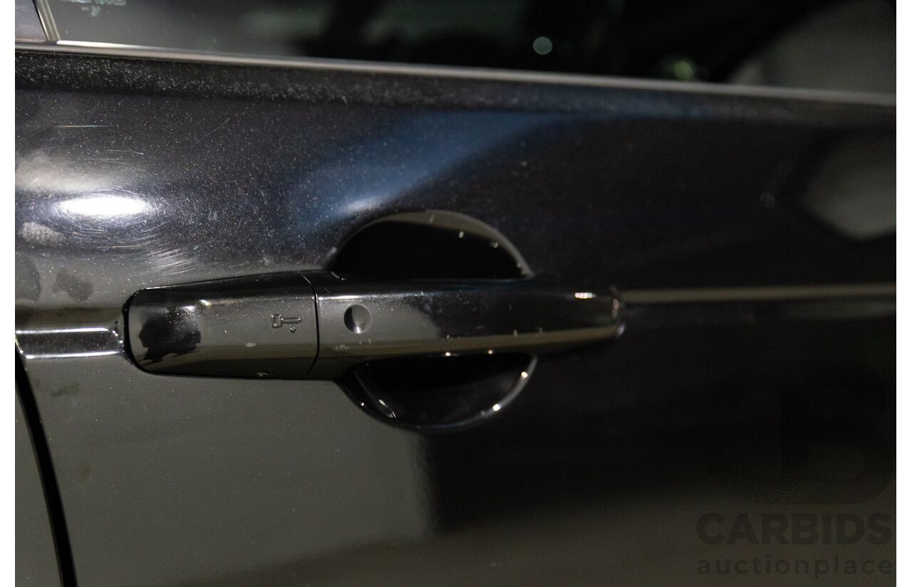 10/2019 Land Rover Discovery Sport D180 R-Dynamic SE (132kW) AWD L550 MY20 4D Wagon Santorini Black Metallic Turbo Diesel 2.0L - 7 Seater