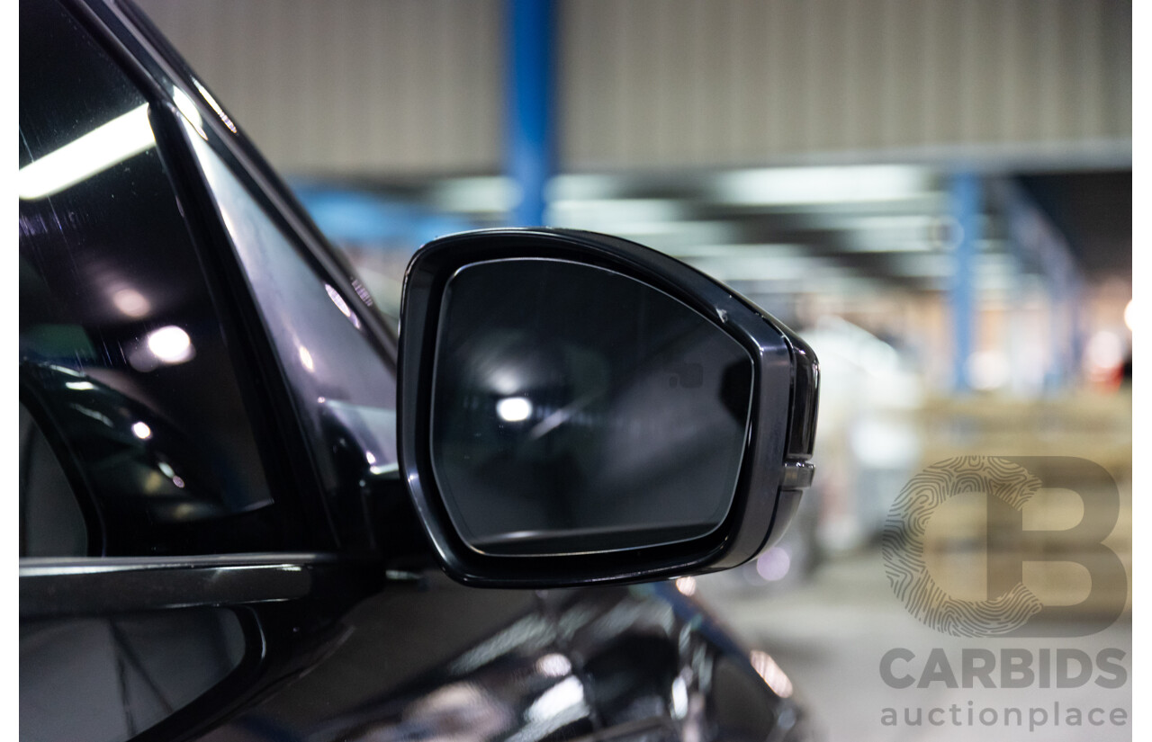 10/2019 Land Rover Discovery Sport D180 R-Dynamic SE (132kW) AWD L550 MY20 4D Wagon Santorini Black Metallic Turbo Diesel 2.0L - 7 Seater