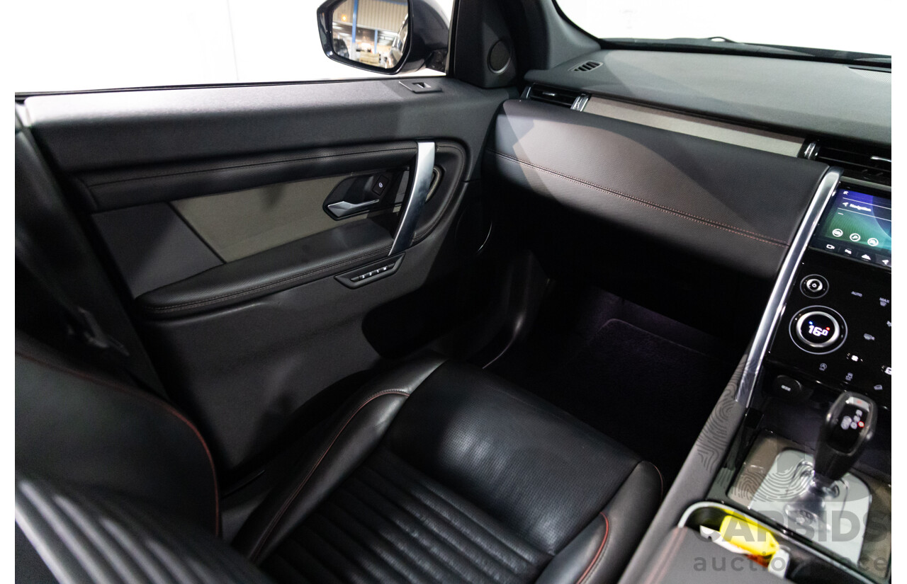 10/2019 Land Rover Discovery Sport D180 R-Dynamic SE (132kW) AWD L550 MY20 4D Wagon Santorini Black Metallic Turbo Diesel 2.0L - 7 Seater