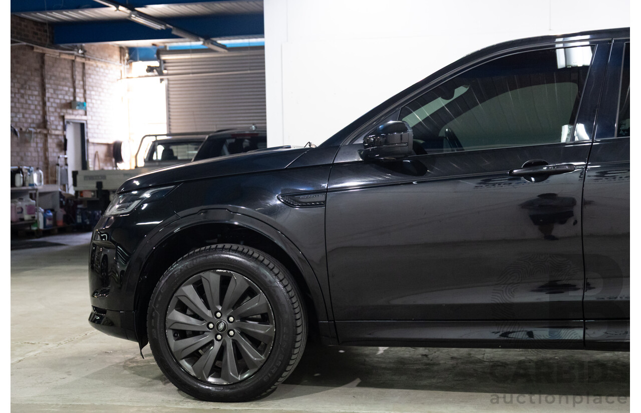 10/2019 Land Rover Discovery Sport D180 R-Dynamic SE (132kW) AWD L550 MY20 4D Wagon Santorini Black Metallic Turbo Diesel 2.0L - 7 Seater