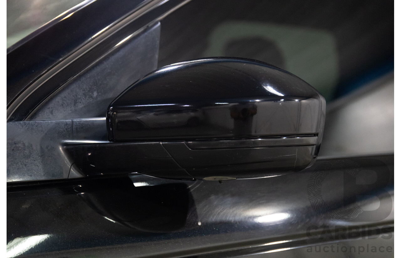 10/2019 Land Rover Discovery Sport D180 R-Dynamic SE (132kW) AWD L550 MY20 4D Wagon Santorini Black Metallic Turbo Diesel 2.0L - 7 Seater