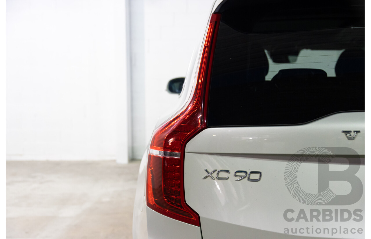 09/2021 Volvo XC90 B6 Inscription MHEV (AWD) 256 MY22 4d Wagon Bright Silver Metallic Twincharged Mild Hybrid 2.0L - 7 Seater
