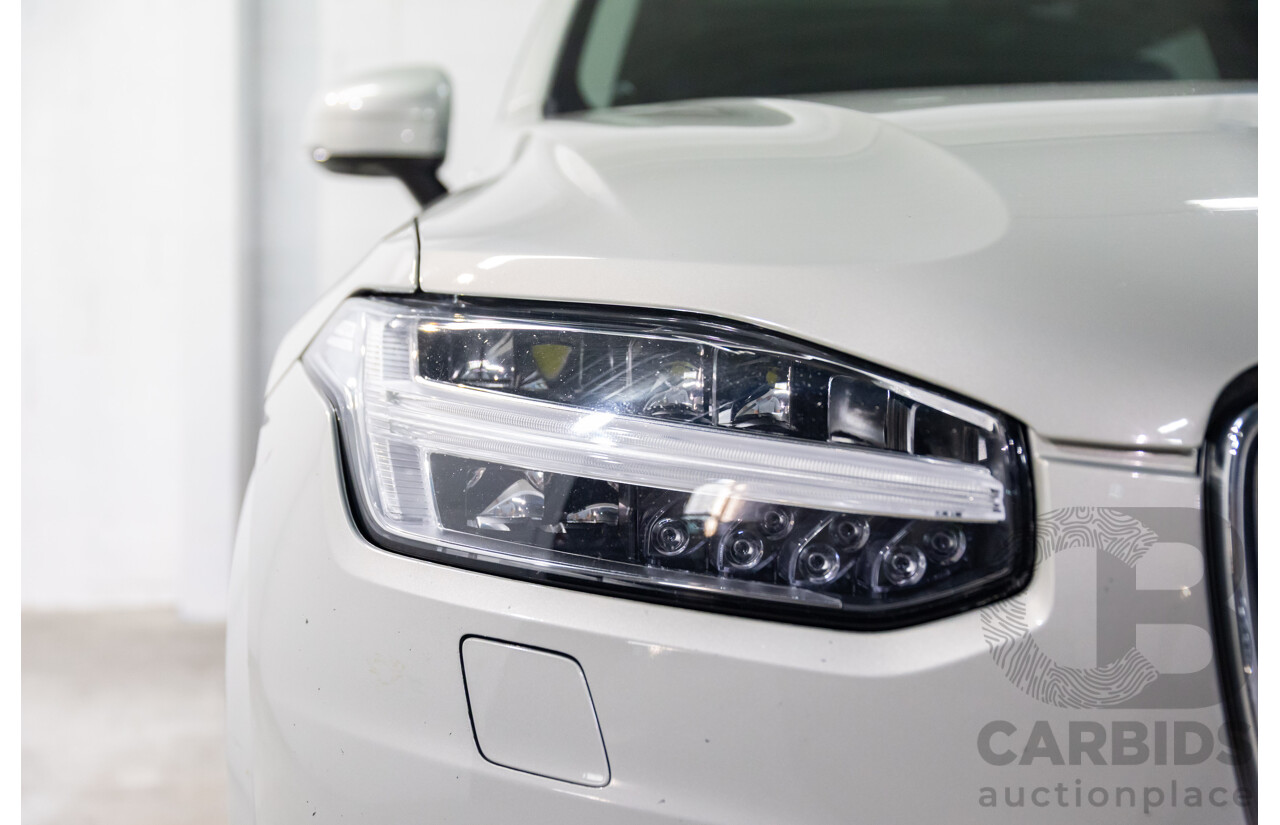 09/2021 Volvo XC90 B6 Inscription MHEV (AWD) 256 MY22 4d Wagon Bright Silver Metallic Twincharged Mild Hybrid 2.0L - 7 Seater