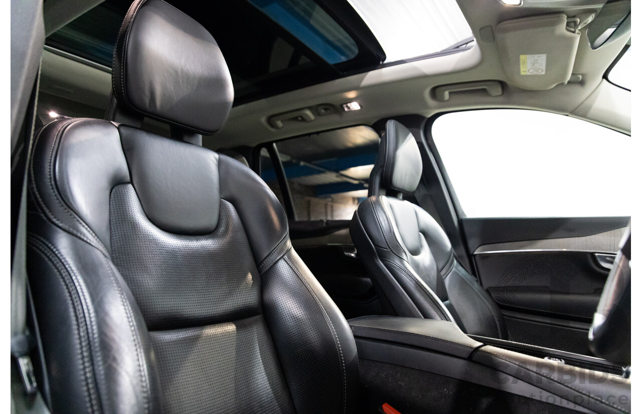 09/2021 Volvo XC90 B6 Inscription MHEV (AWD) 256 MY22 4d Wagon Bright Silver Metallic Twincharged Mild Hybrid 2.0L - 7 Seater