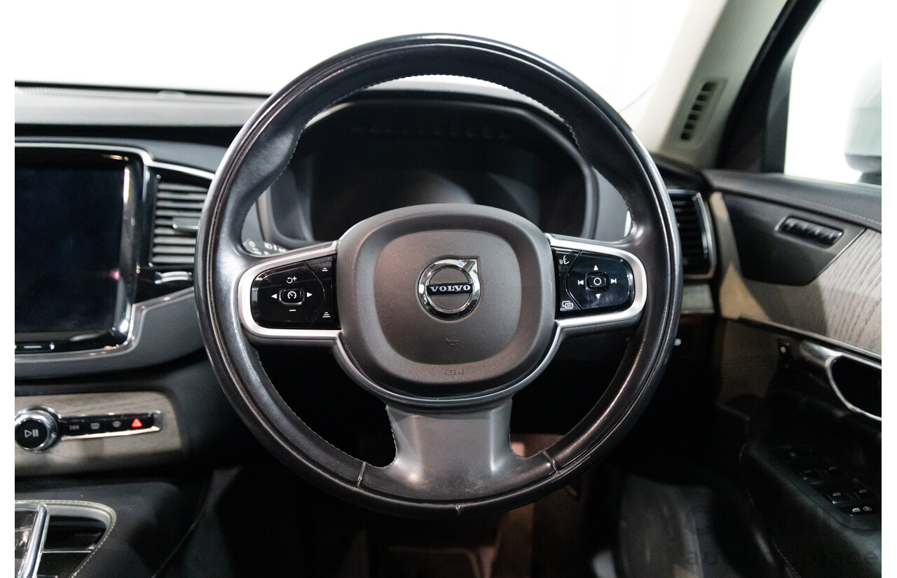 09/2021 Volvo XC90 B6 Inscription MHEV (AWD) 256 MY22 4d Wagon Bright Silver Metallic Twincharged Mild Hybrid 2.0L - 7 Seater