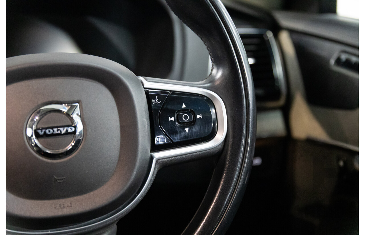 09/2021 Volvo XC90 B6 Inscription MHEV (AWD) 256 MY22 4d Wagon Bright Silver Metallic Twincharged Mild Hybrid 2.0L - 7 Seater