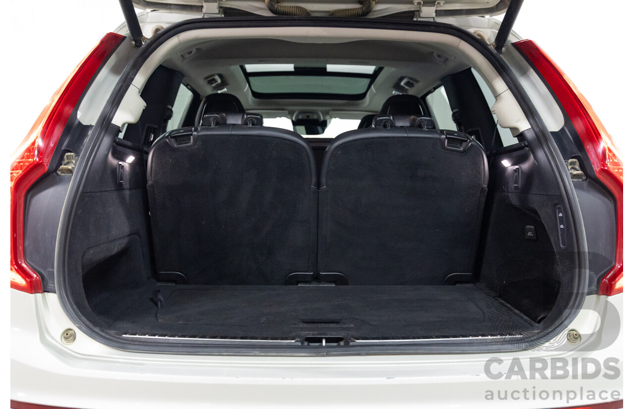 09/2021 Volvo XC90 B6 Inscription MHEV (AWD) 256 MY22 4d Wagon Bright Silver Metallic Twincharged Mild Hybrid 2.0L - 7 Seater