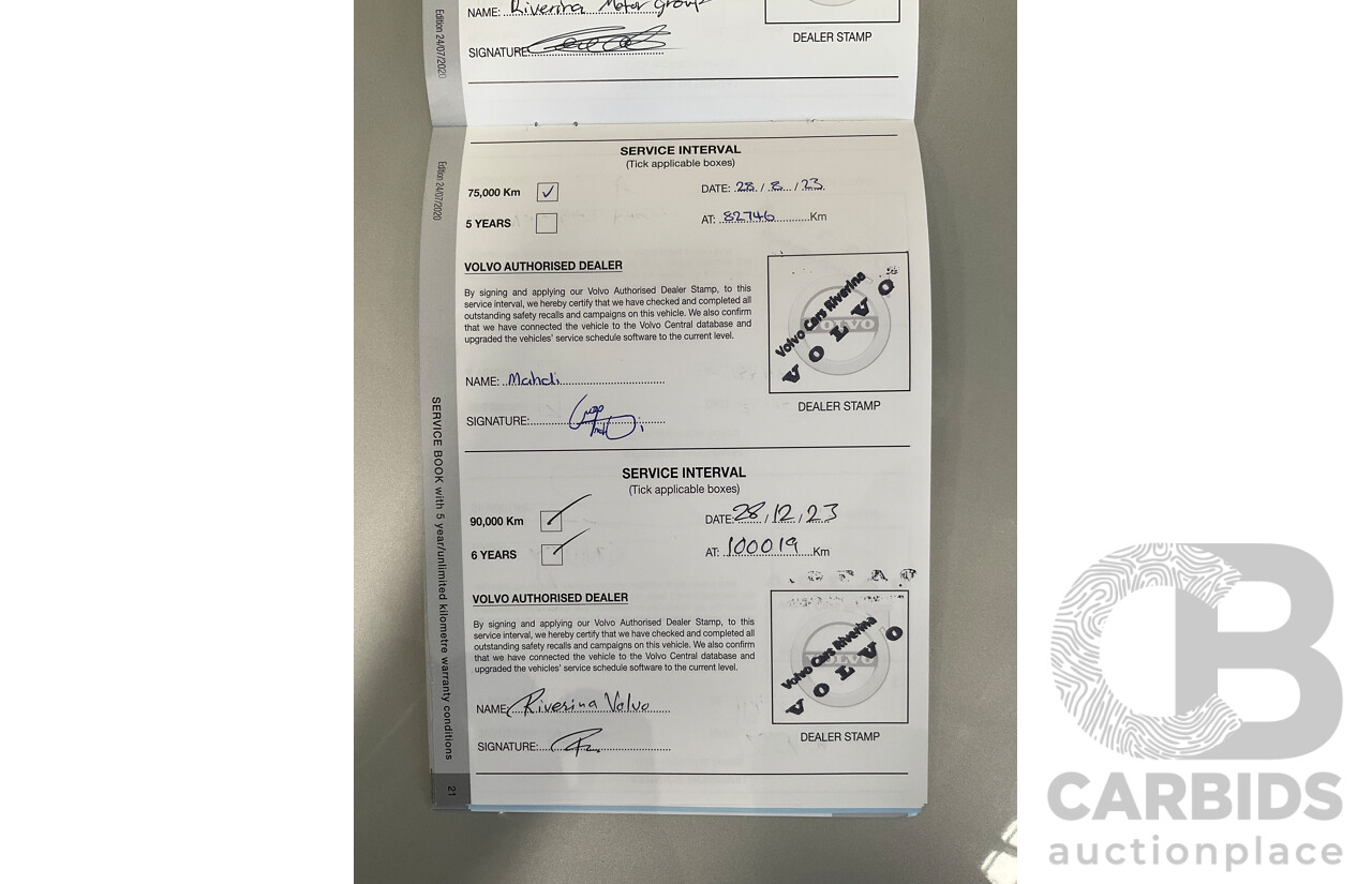 09/2021 Volvo XC90 B6 Inscription MHEV (AWD) 256 MY22 4d Wagon Bright Silver Metallic Twincharged Mild Hybrid 2.0L - 7 Seater