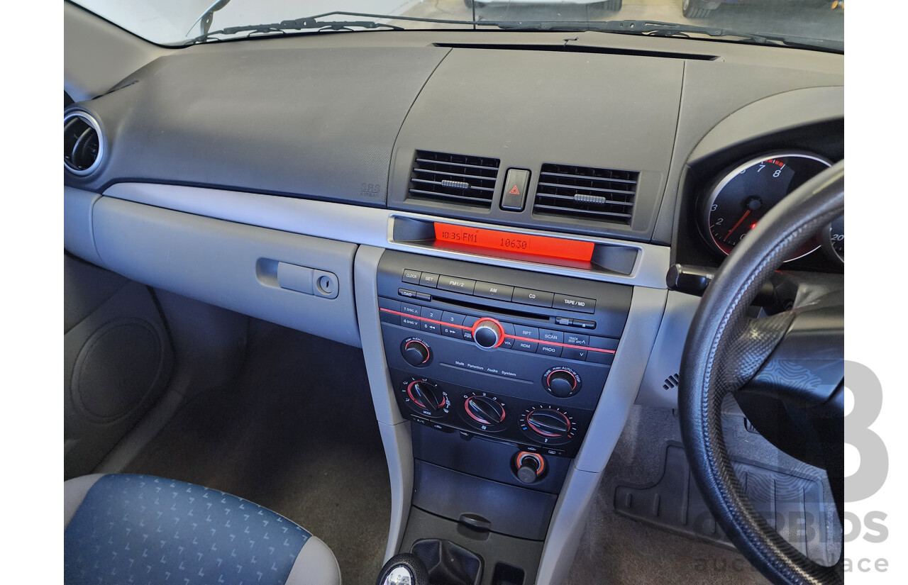 10/2004 Mazda Mazda3 NEO BK 5d Hatchback Silver 2.0L
