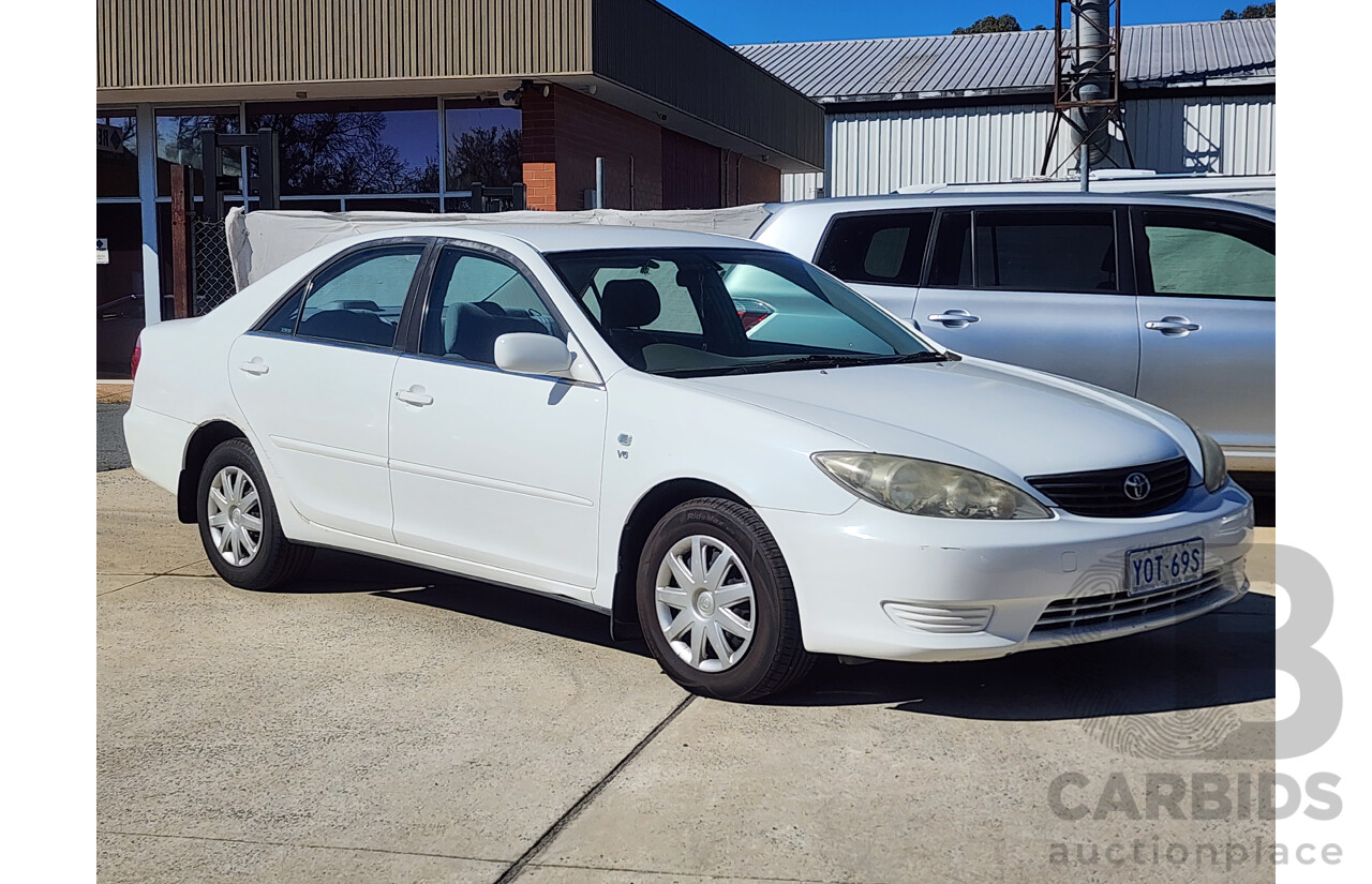 8/2005 Toyota Camry Altise MCV36R UPGRADE 4d Sedan White 3.0L
