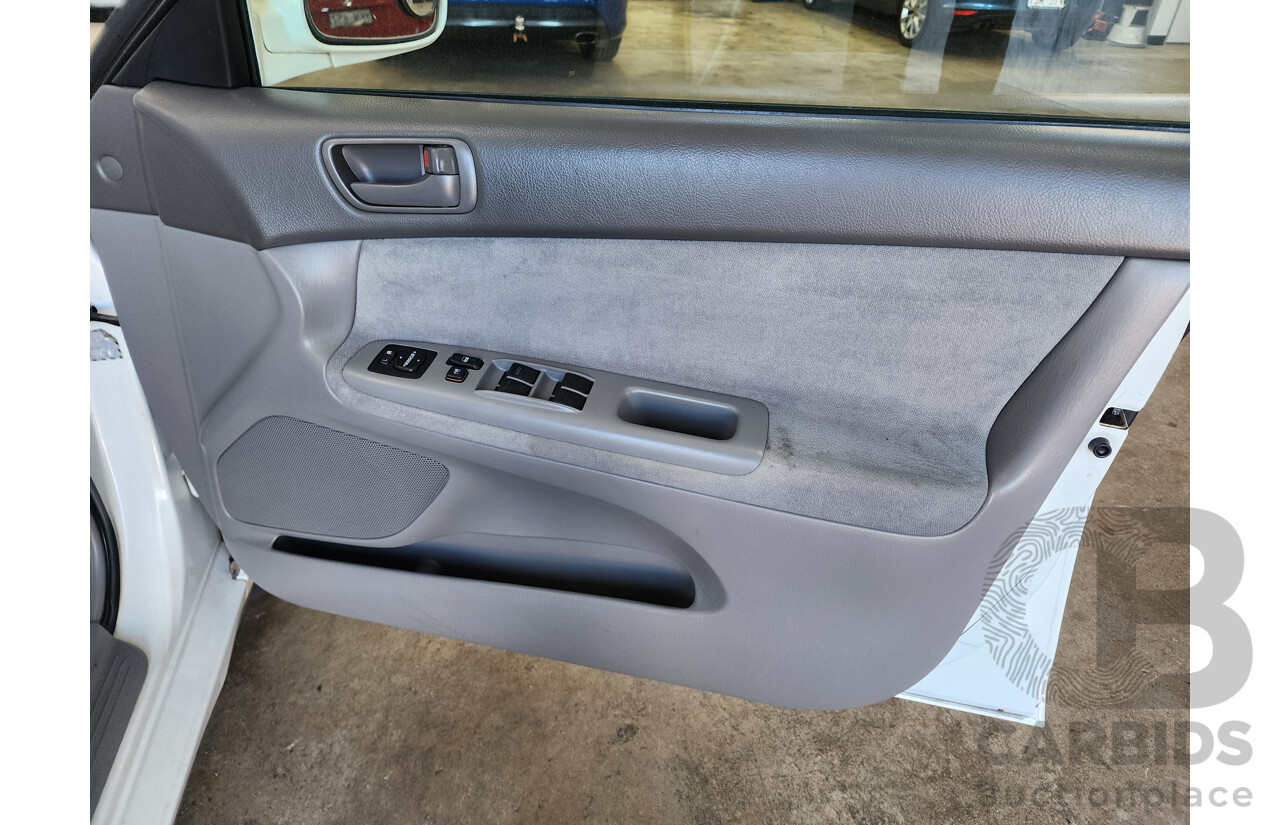 8/2005 Toyota Camry Altise MCV36R UPGRADE 4d Sedan White 3.0L