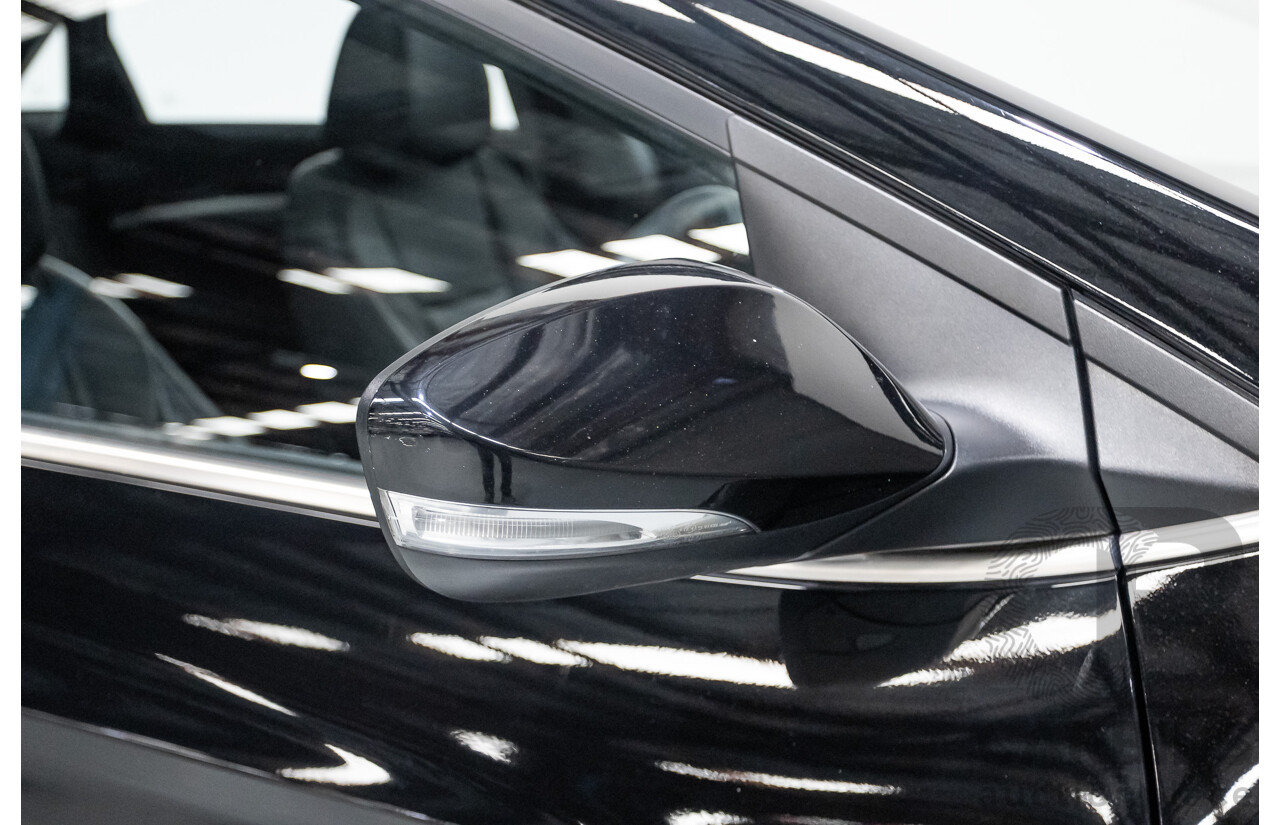 6/2014 Hyundai i30 Premium GD MY14 5D Hatchback Phantom Black Pearl 1.8L