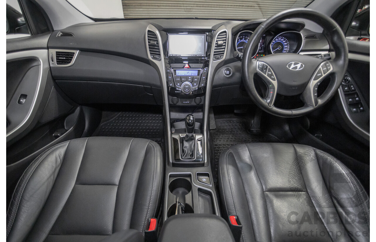 6/2014 Hyundai i30 Premium GD MY14 5D Hatchback Phantom Black Pearl 1.8L