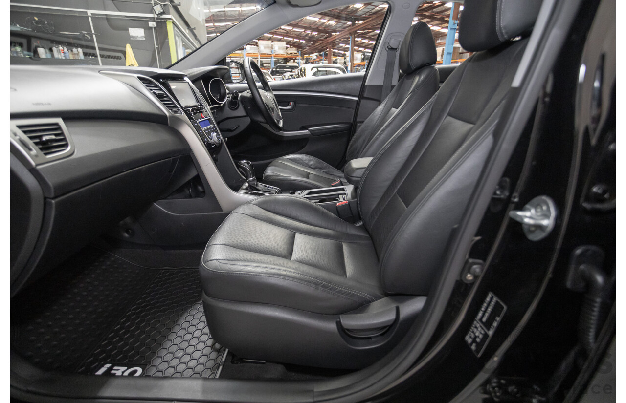 6/2014 Hyundai i30 Premium GD MY14 5D Hatchback Phantom Black Pearl 1.8L