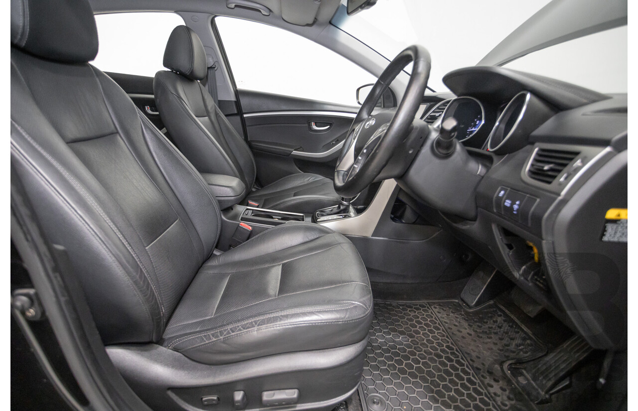 6/2014 Hyundai i30 Premium GD MY14 5D Hatchback Phantom Black Pearl 1.8L