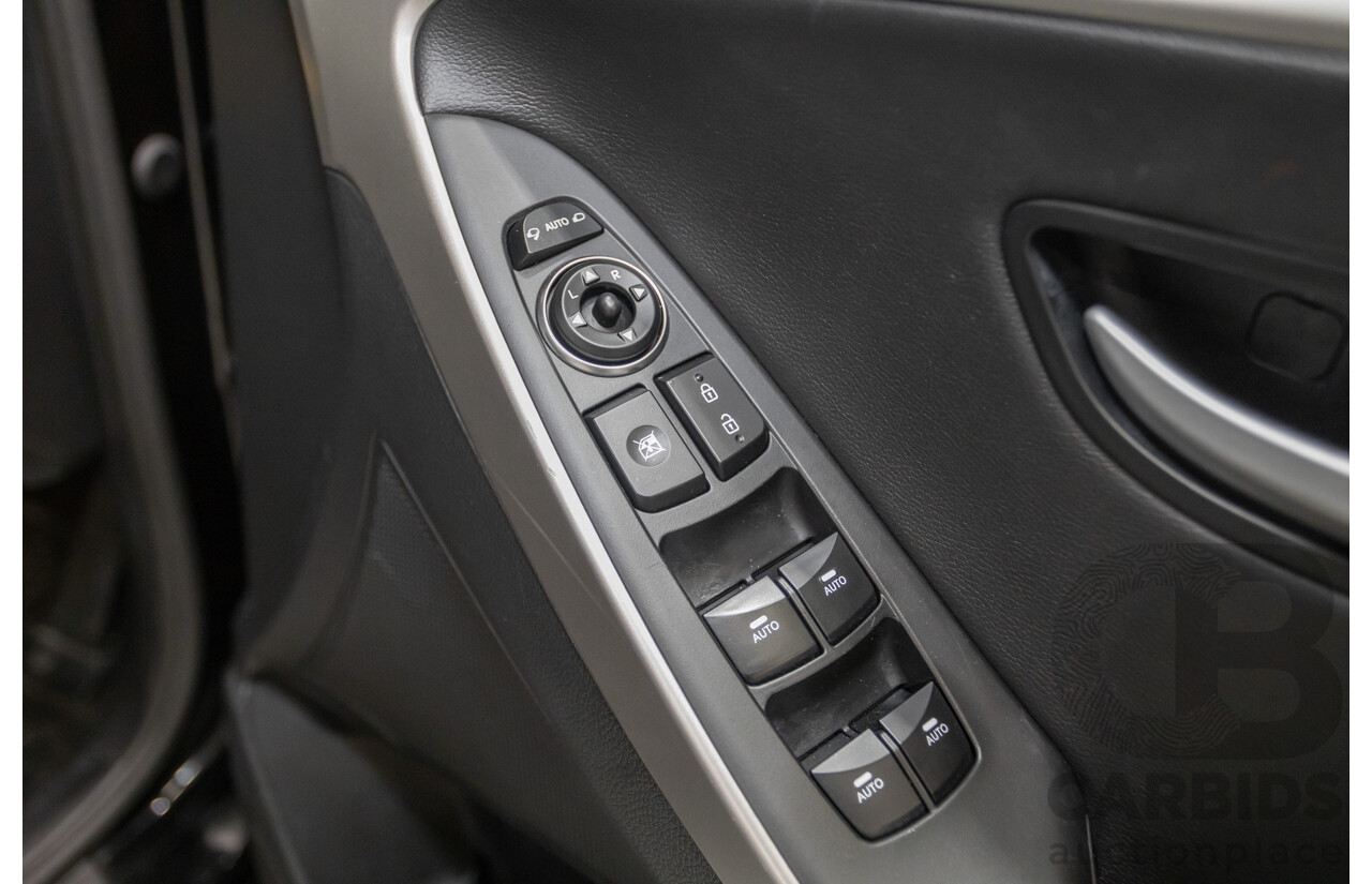 6/2014 Hyundai i30 Premium GD MY14 5D Hatchback Phantom Black Pearl 1.8L