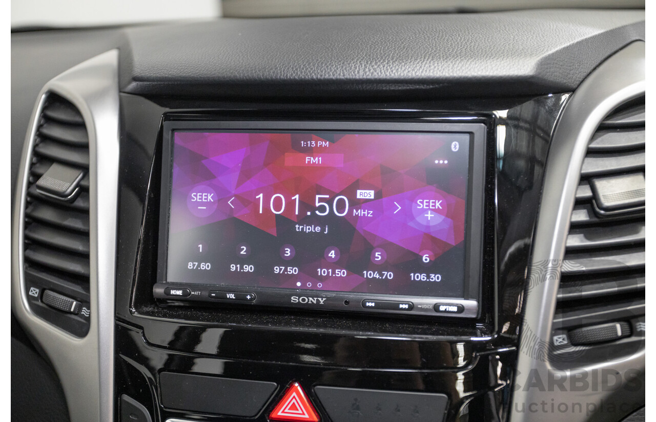 6/2014 Hyundai i30 Premium GD MY14 5D Hatchback Phantom Black Pearl 1.8L