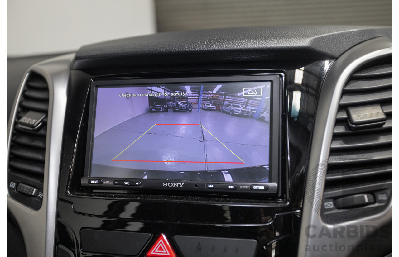 6/2014 Hyundai i30 Premium GD MY14 5D Hatchback Phantom Black Pearl 1.8L