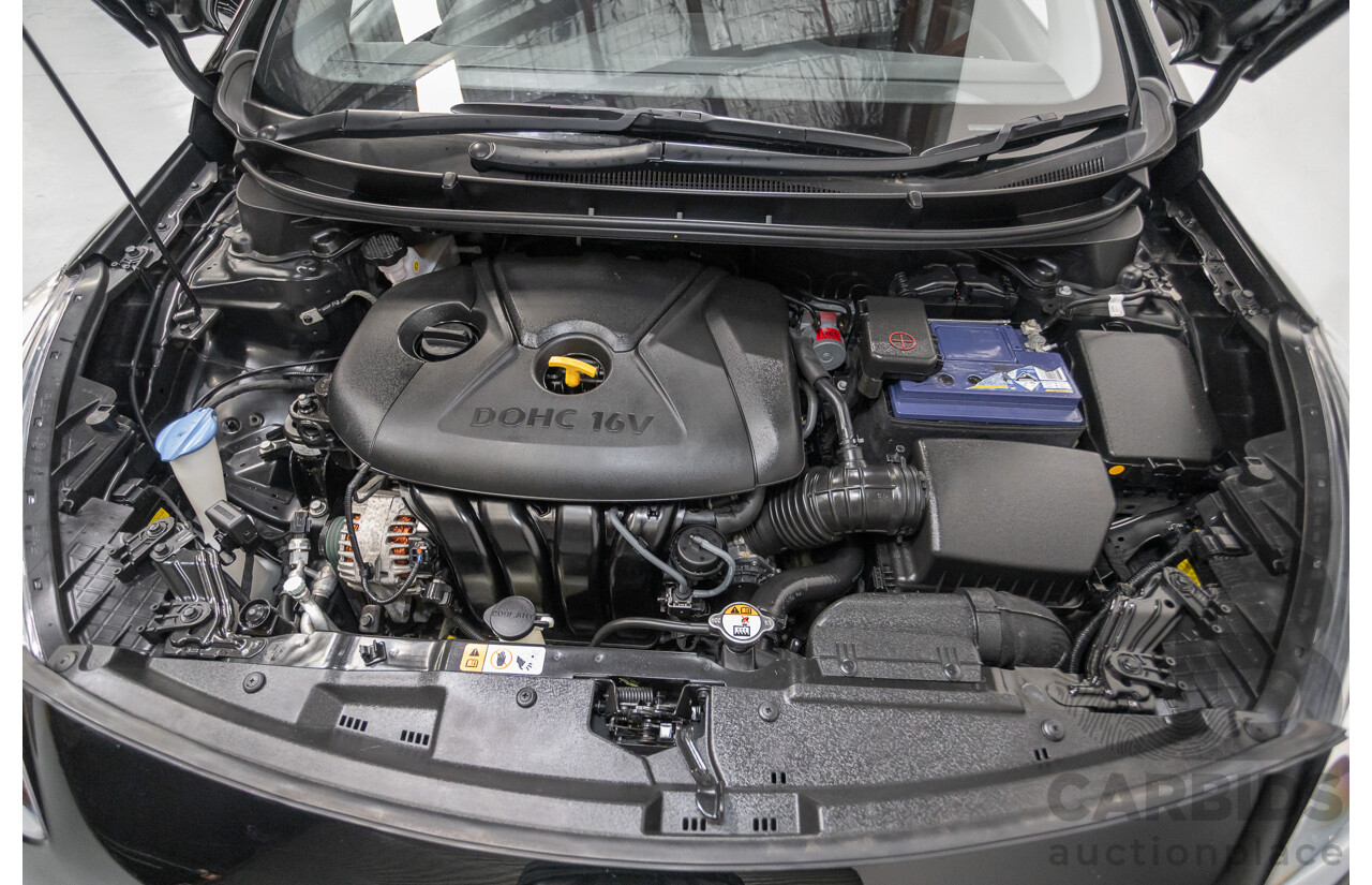 6/2014 Hyundai i30 Premium GD MY14 5D Hatchback Phantom Black Pearl 1.8L