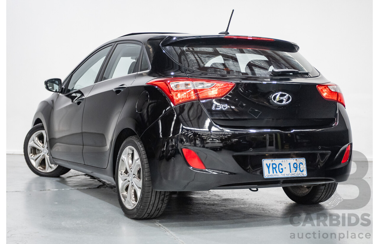 6/2014 Hyundai i30 Premium GD MY14 5D Hatchback Phantom Black Pearl 1.8L