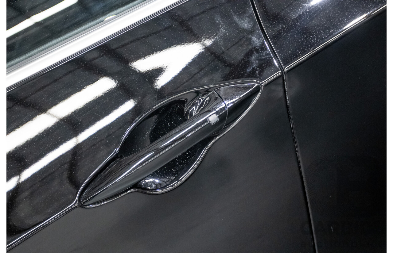 6/2014 Hyundai i30 Premium GD MY14 5D Hatchback Phantom Black Pearl 1.8L