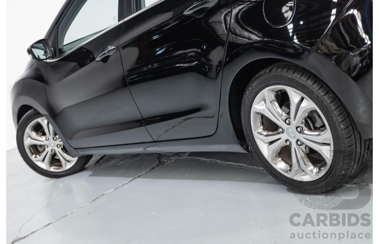 6/2014 Hyundai i30 Premium GD MY14 5D Hatchback Phantom Black Pearl 1.8L