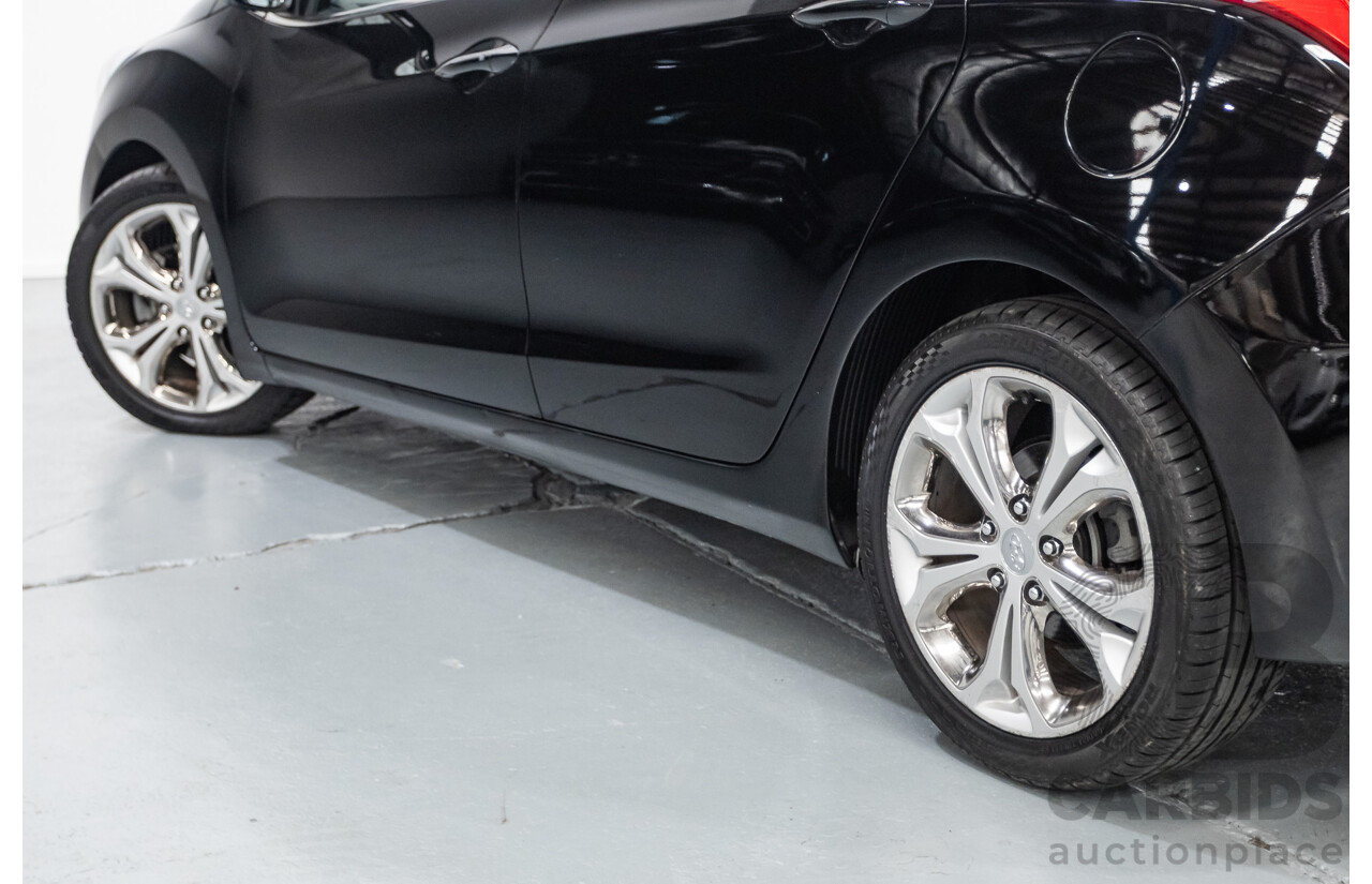 6/2014 Hyundai i30 Premium GD MY14 5D Hatchback Phantom Black Pearl 1.8L