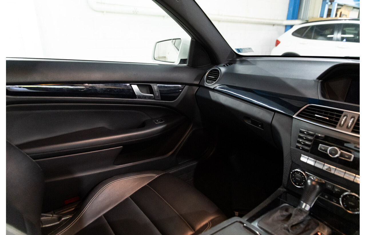 11/2012 Mercedes-Benz C180 BE W204 MY12 2d Coupe Polar White Turbo 1.8L