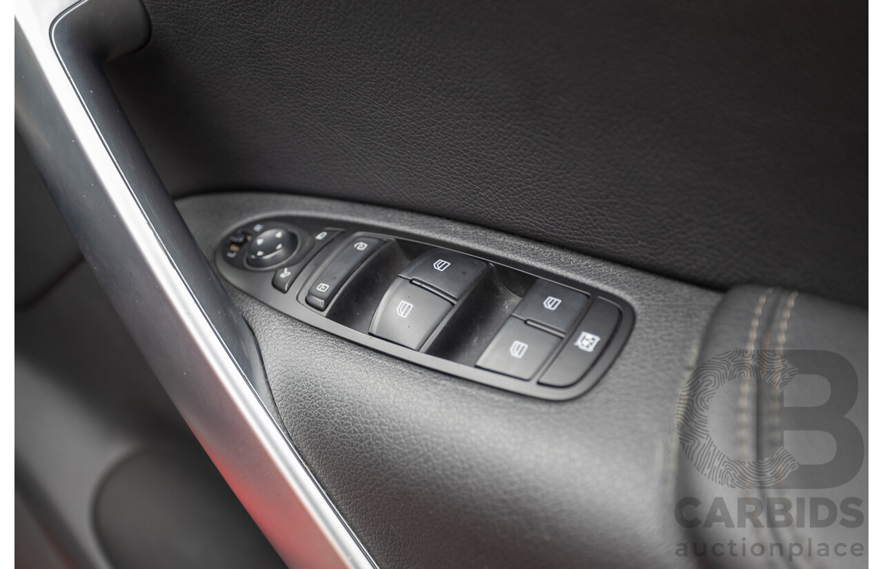 3/2018 Mercedes-Benz X 250d Power 4MATIC (4x4) 470 Dual Cab Danakil Red Twin Turbo Diesel 2.3L