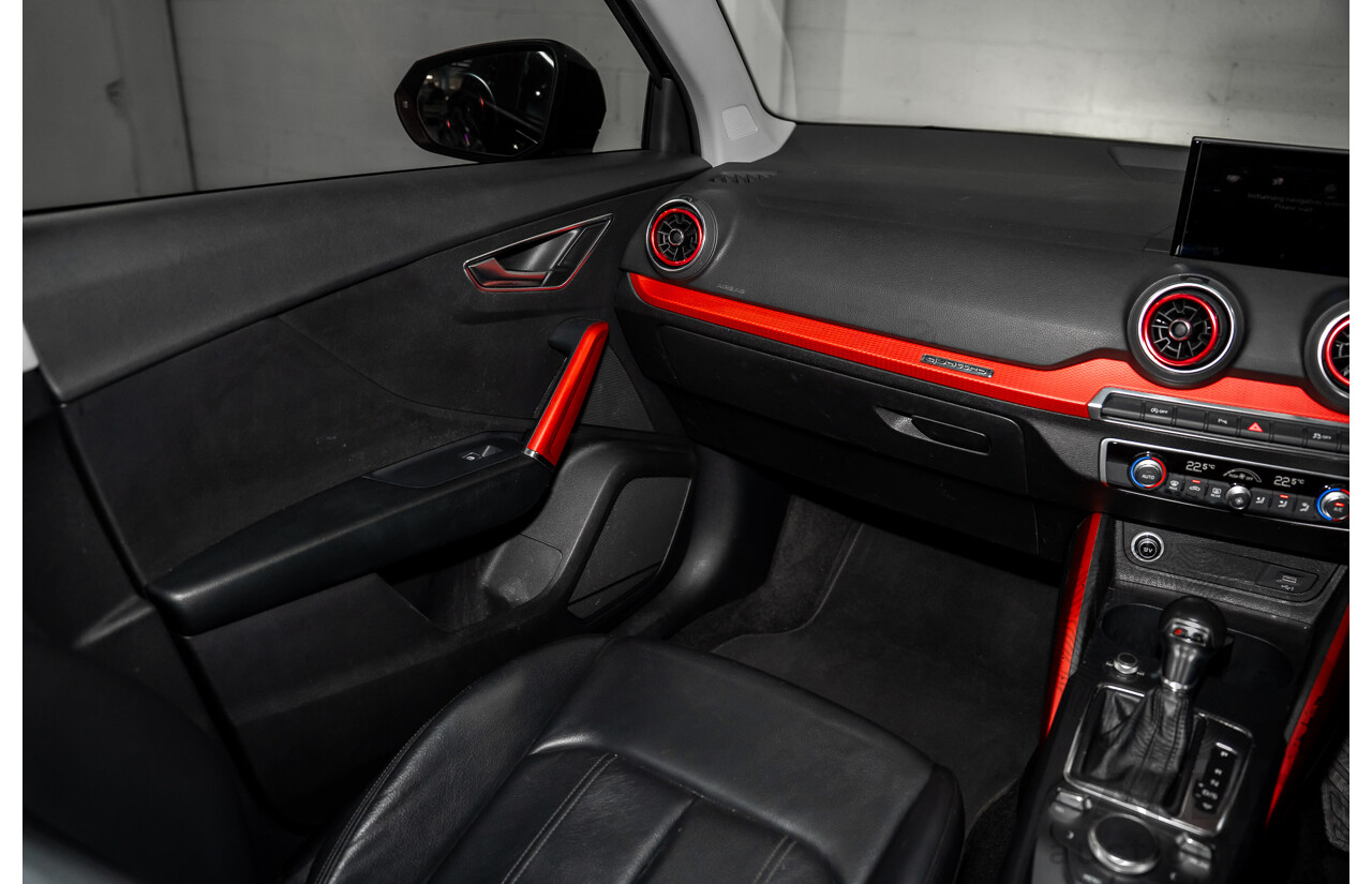 06/2018 Audi Q2 2.0 TFSI Quattro Sport (AWD) GA MY18 4d Wagon Mythos Black Metallic Turbo 2.0L