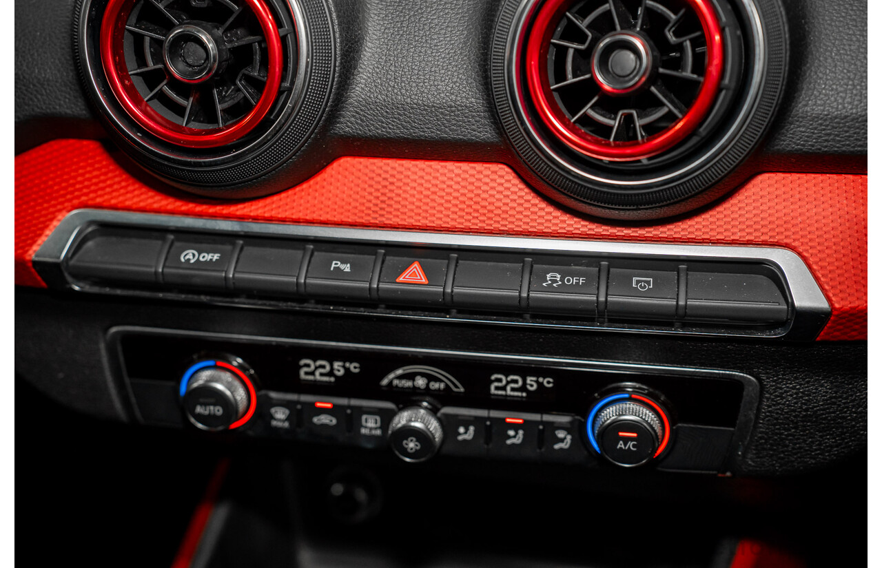 06/2018 Audi Q2 2.0 TFSI Quattro Sport (AWD) GA MY18 4d Wagon Mythos Black Metallic Turbo 2.0L