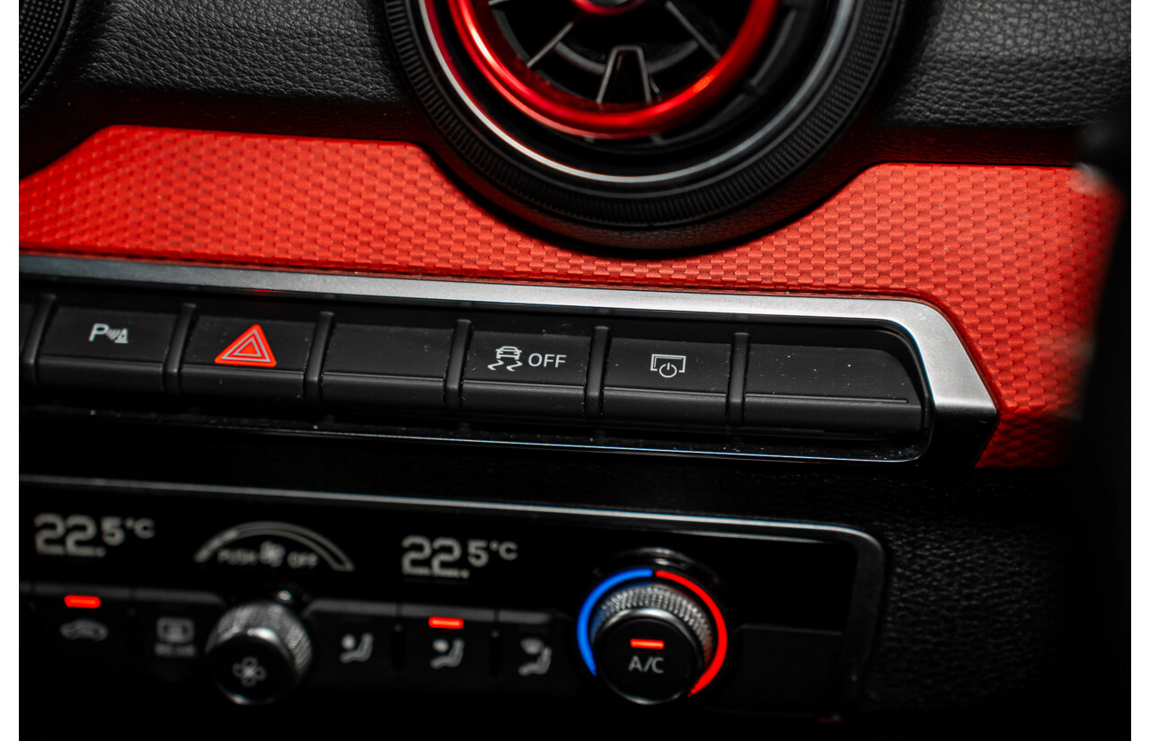 06/2018 Audi Q2 2.0 TFSI Quattro Sport (AWD) GA MY18 4d Wagon Mythos Black Metallic Turbo 2.0L