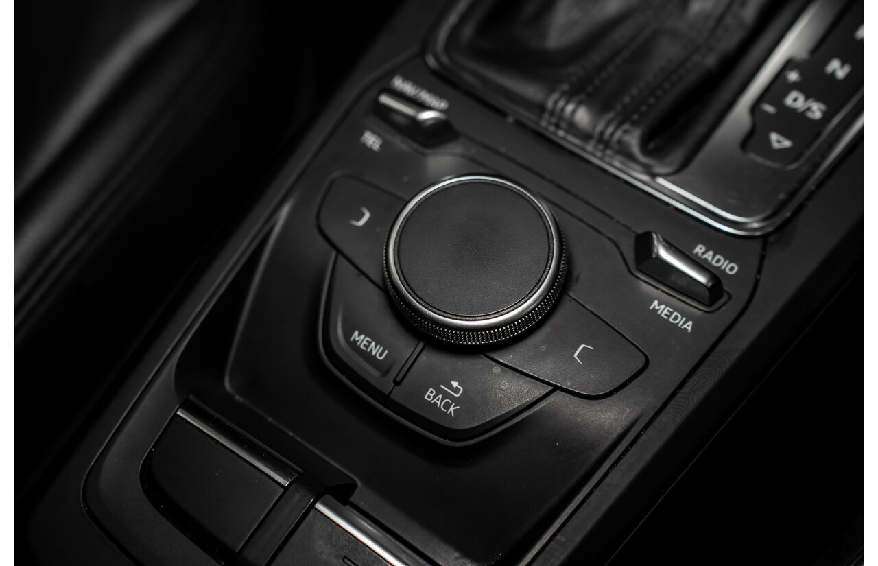 06/2018 Audi Q2 2.0 TFSI Quattro Sport (AWD) GA MY18 4d Wagon Mythos Black Metallic Turbo 2.0L