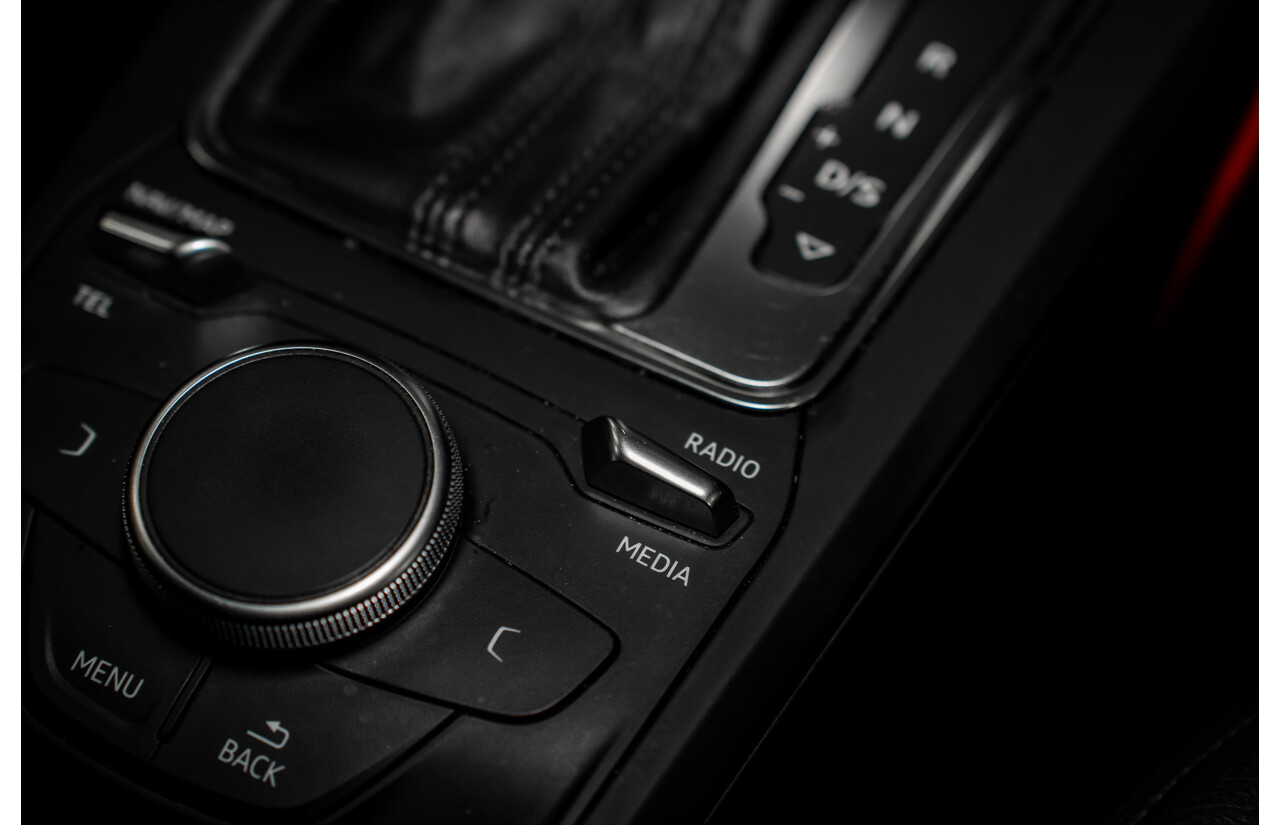 06/2018 Audi Q2 2.0 TFSI Quattro Sport (AWD) GA MY18 4d Wagon Mythos Black Metallic Turbo 2.0L