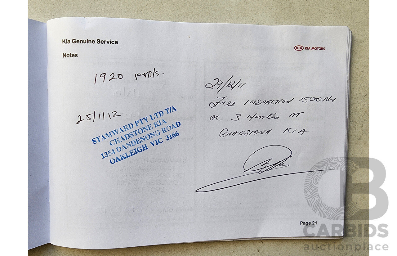 10/2011 Kia RIO S UB 5d Hatchback Blue 1.4L