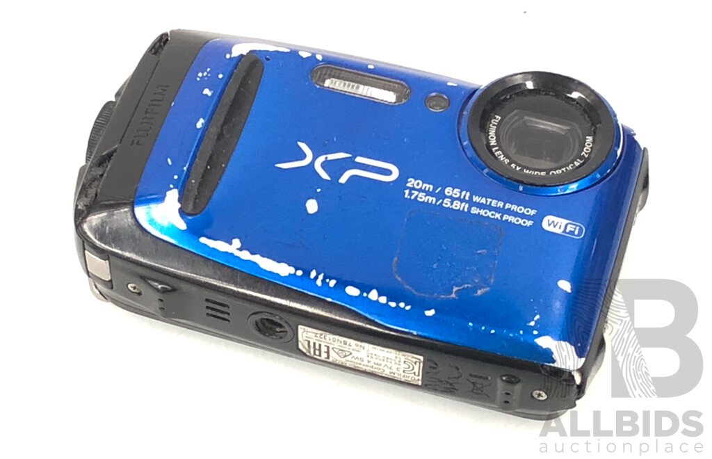 Fujifilm Finepix XP120 Waterproof 14 Megapixel Digital Camera