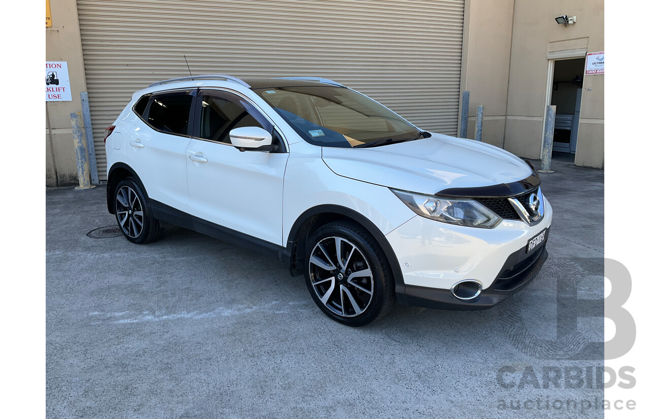 4/2016 Nissan Qashqai TI (4x2) J11 4d Wagon White 2.0L