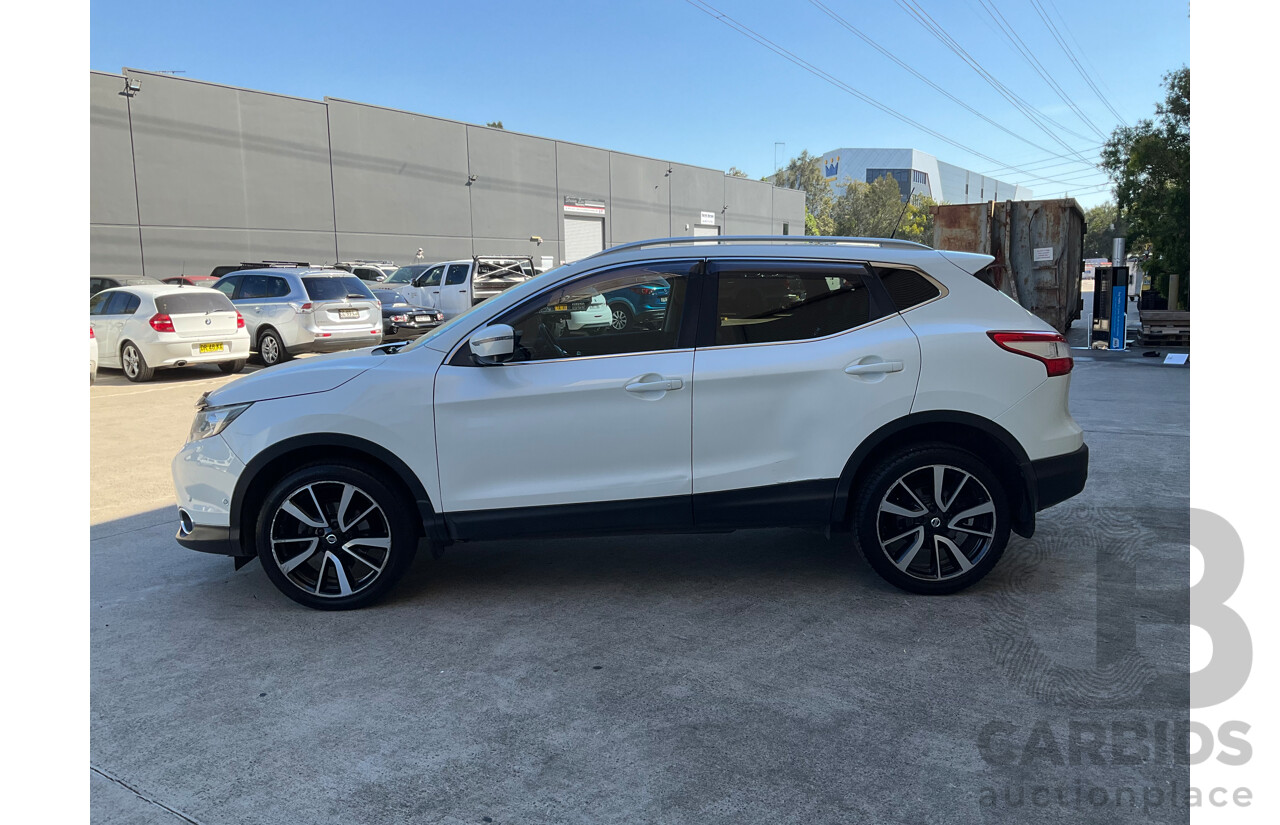 4/2016 Nissan Qashqai TI (4x2) J11 4d Wagon White 2.0L