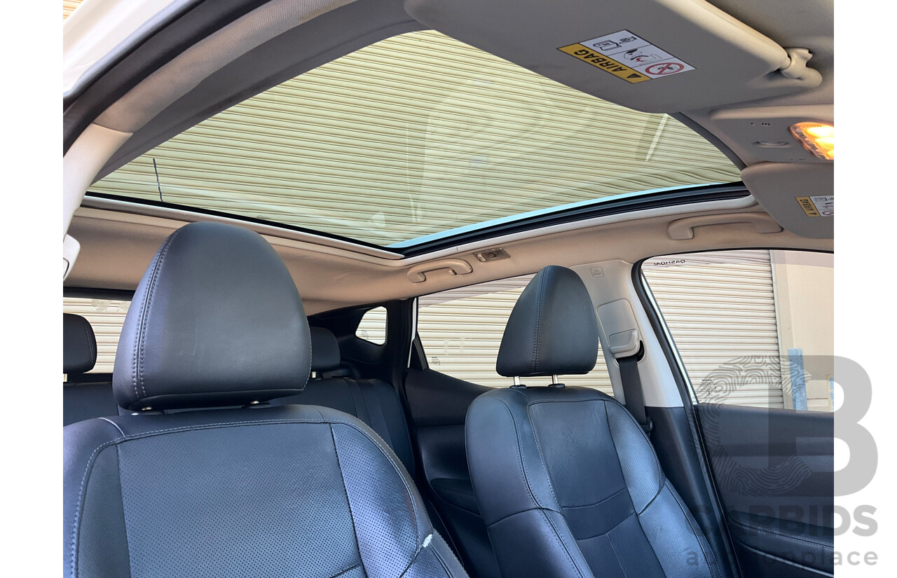 4/2016 Nissan Qashqai TI (4x2) J11 4d Wagon White 2.0L