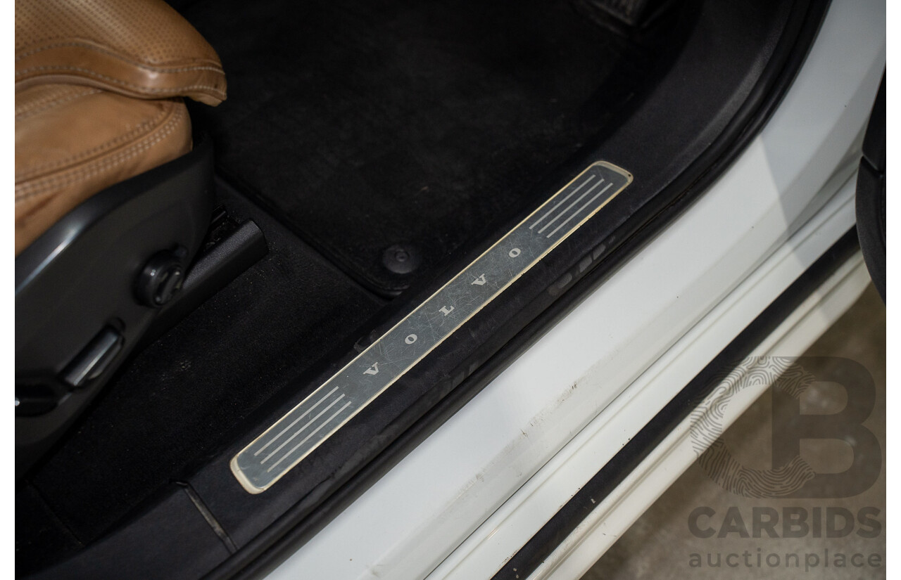 01/2016 Volvo XC90 D5 2.0 Inscription (AWD) 256 MY16 4d Wagon Ice White Turbo Diesel 2.0L