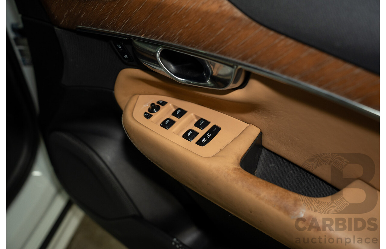 01/2016 Volvo XC90 D5 2.0 Inscription (AWD) 256 MY16 4d Wagon Ice White Turbo Diesel 2.0L