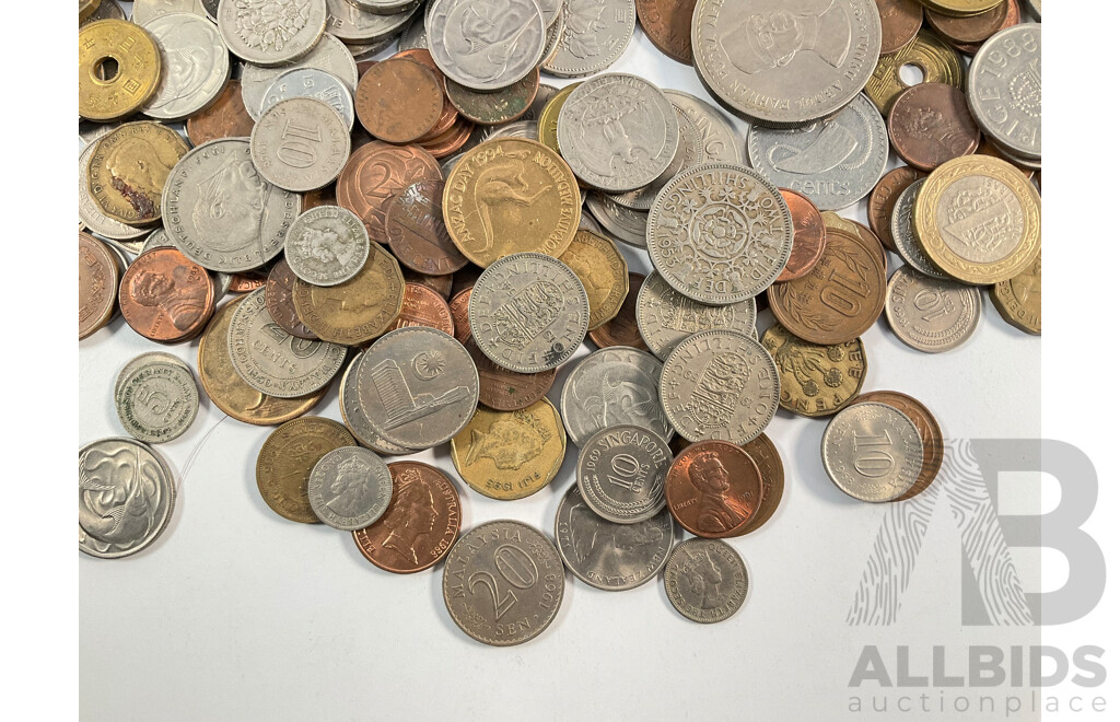 Collection of Vintage International Coins Including Australia, United Kingdom, USSR, Brazil, China, Malaysia, New Zealand and More - Approximately 1.2 Kilograms