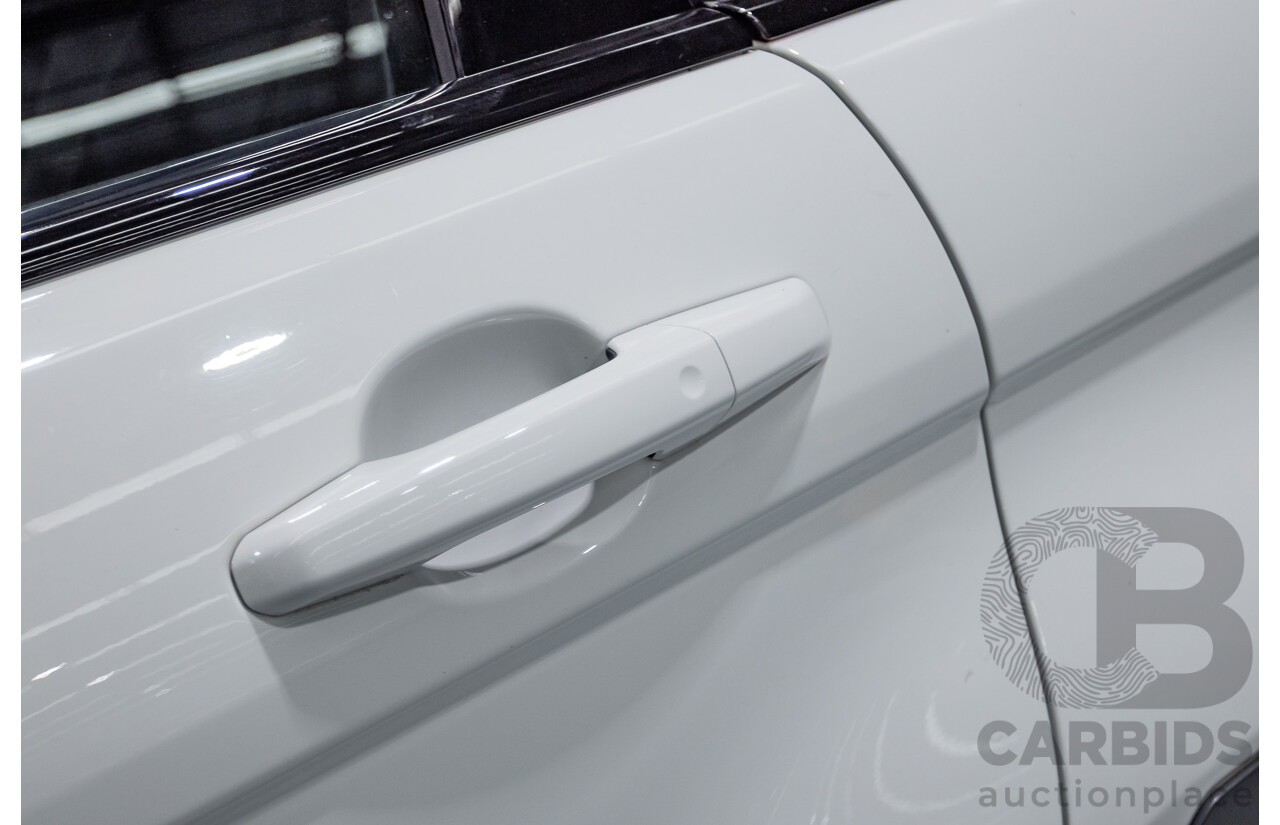 9/2018 Range Rover Evoque TD4 180 HSE Dynamic (AWD) LV MY17 5D Wagon Fuji White Turbo Diesel 2.0L