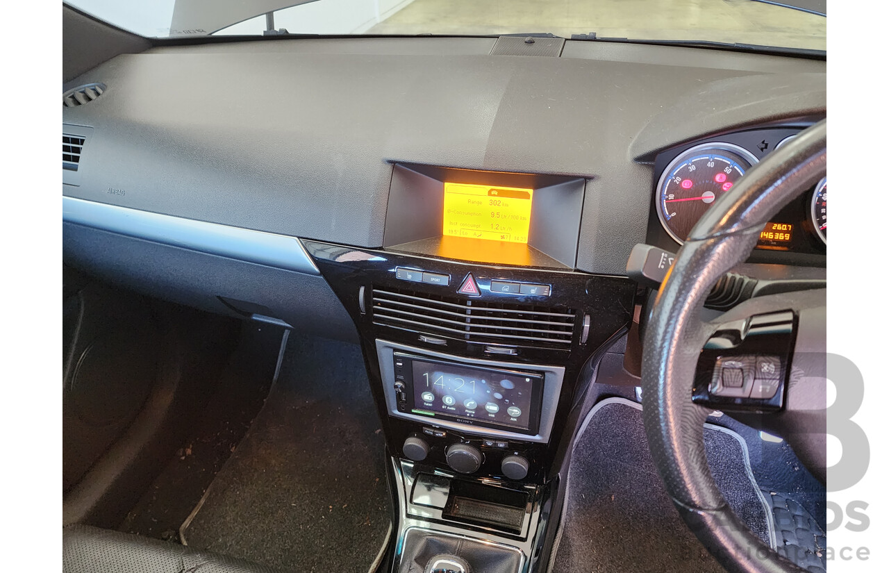 1/2009 Hsv VXR   3d Hatchback Black 2.0L