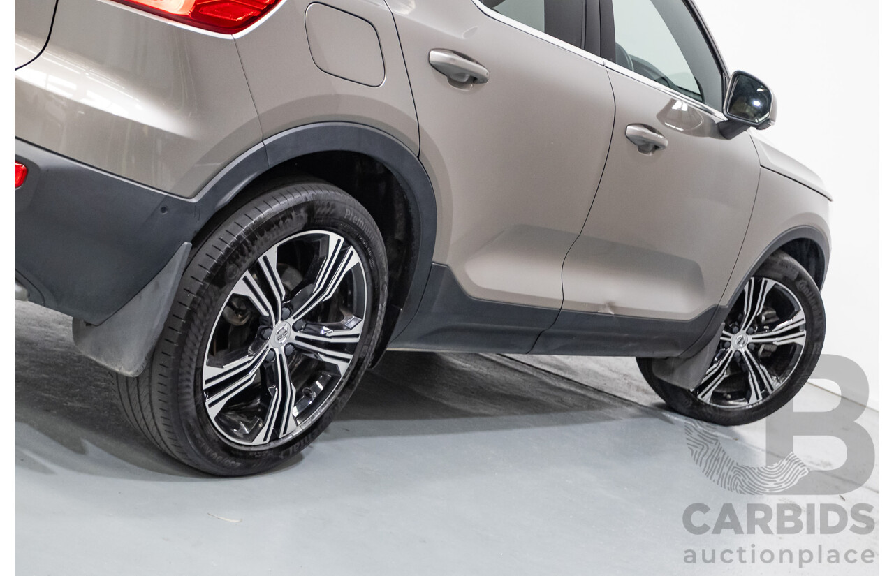 10/2019 Volvo XC40 T4 Inscription (AWD) 536 MY20 4D Wagon Pebble Grey Metallic Turbo 2.0L