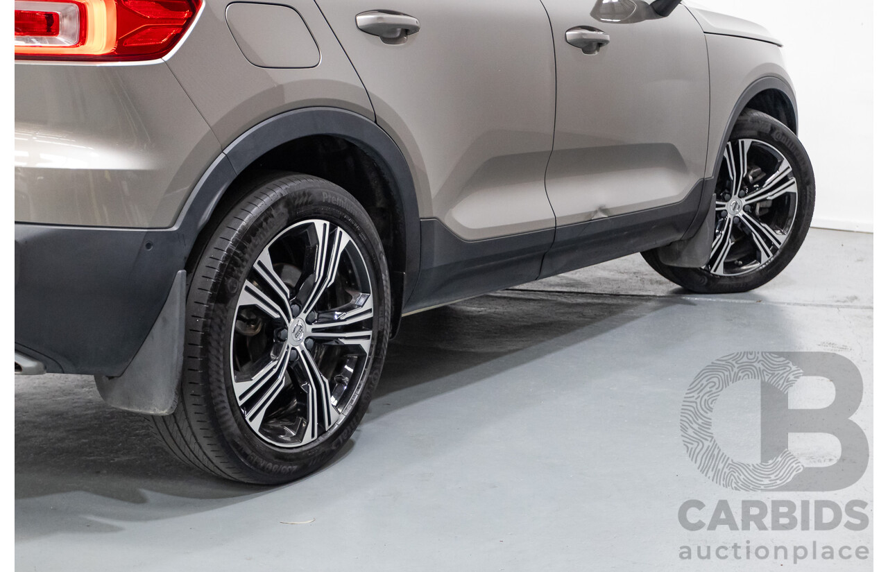 10/2019 Volvo XC40 T4 Inscription (AWD) 536 MY20 4D Wagon Pebble Grey Metallic Turbo 2.0L