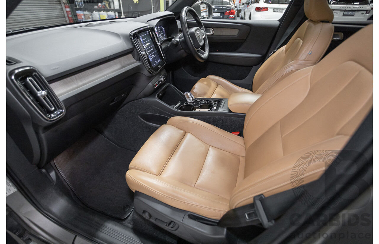10/2019 Volvo XC40 T4 Inscription (AWD) 536 MY20 4D Wagon Pebble Grey Metallic Turbo 2.0L