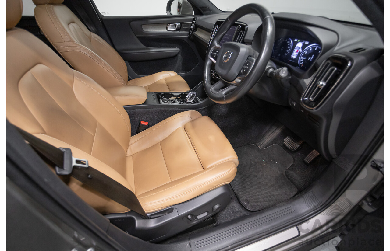 10/2019 Volvo XC40 T4 Inscription (AWD) 536 MY20 4D Wagon Pebble Grey Metallic Turbo 2.0L